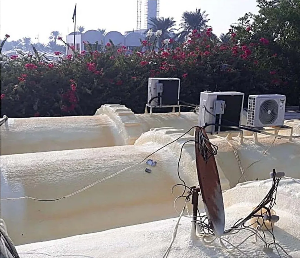 عزل الأسطح بمادة البولي يوريثين